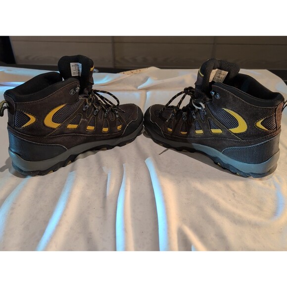 Great Condition Lands End Mens Hiking Boots - New Laces Needed - US 11.5 UK 10.5